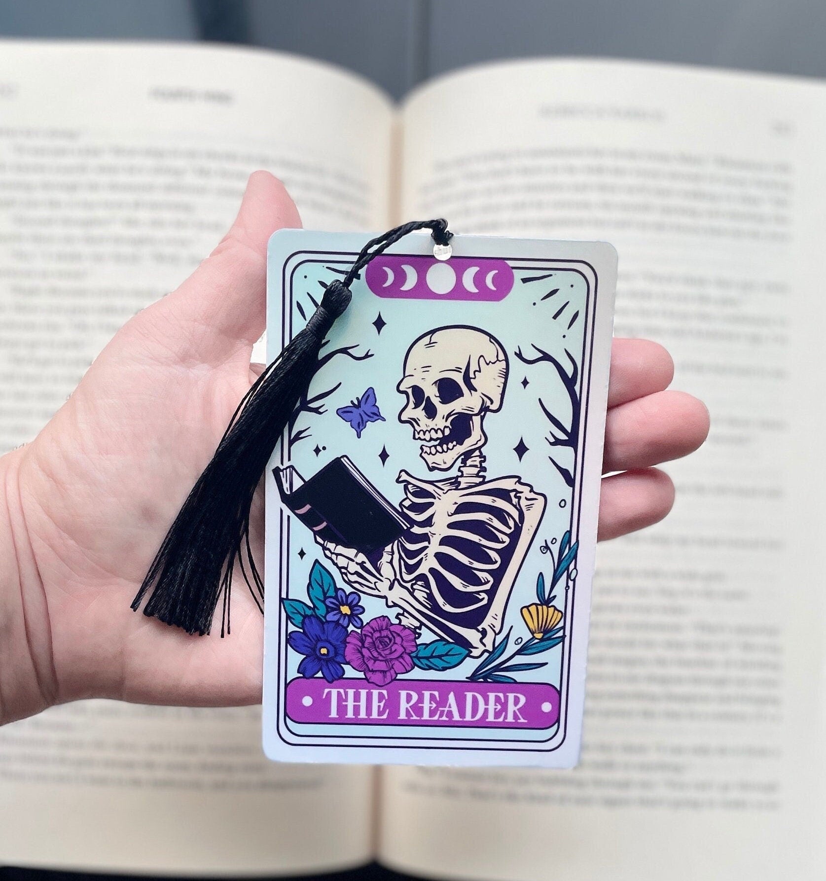 The Reader Skeleton Tarot Bookmark, holographic bookmark, Gothic Bookmark, Booktok Bookmark, Bookish Gifts for Readers, Handmade Bookmark
