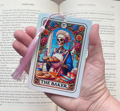 The baker Tarot card Bookmark, holographic bookmark, Gothic Bookmark, Booktok Bookmark, Bookish Gifts for Readers, Handmade Bookmark