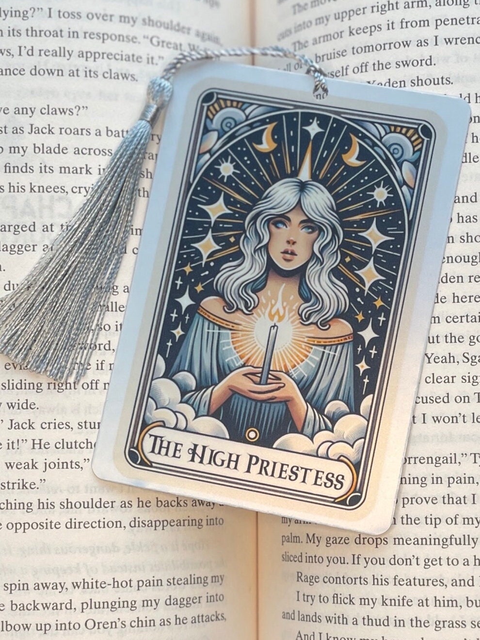 The priestess Tarot card Bookmark, holographic bookmark, Gothic Bookmark, Booktok Bookmark, Bookish Gifts for Readers, Handmade Bookmark