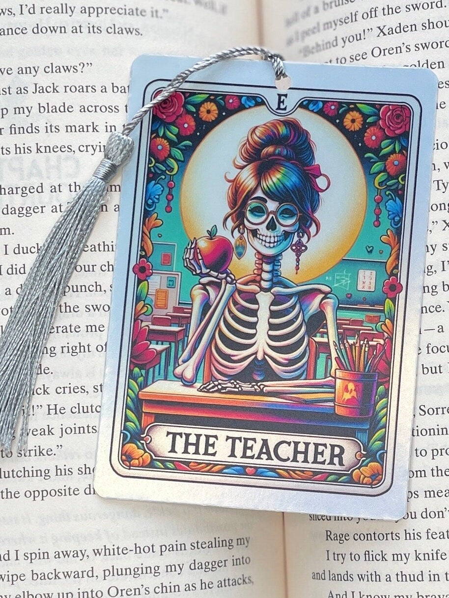 Teacher Tarot card Bookmark, holographic bookmark, Gothic Bookmark, Booktok Bookmark, Bookish Gifts for Readers, Handmade Bookmark
