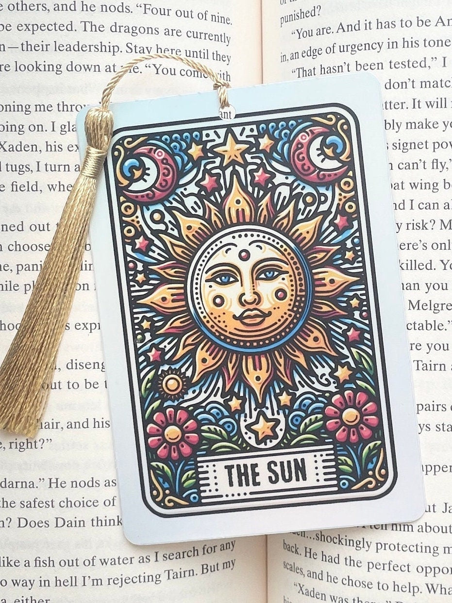 The sun Tarot card Bookmark, holographic bookmark, Gothic Bookmark, Booktok Bookmark, Bookish Gifts for Readers, Handmade Bookmark,
